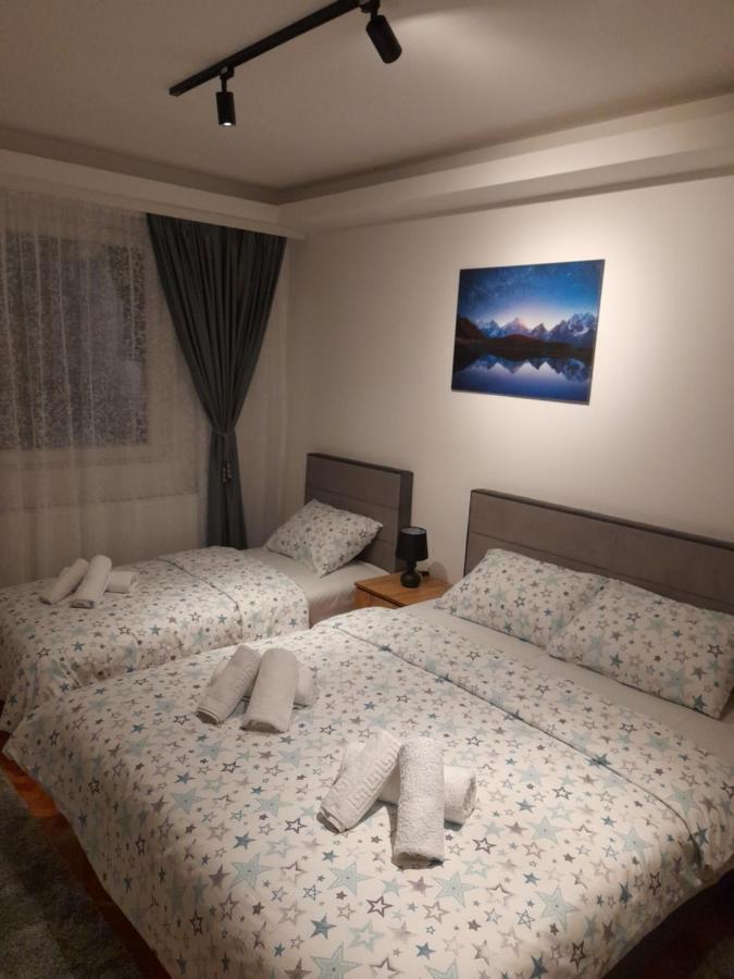 Holiday Apartaments 2 Nis Ngoại thất bức ảnh