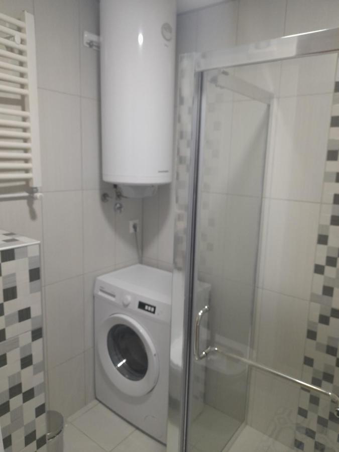 Holiday Apartaments 2 Nis Ngoại thất bức ảnh